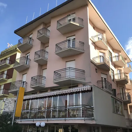 Ξενοδοχείο Naica Ρίμινι