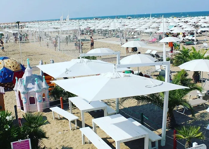 Naica Ξενοδοχείο 3*