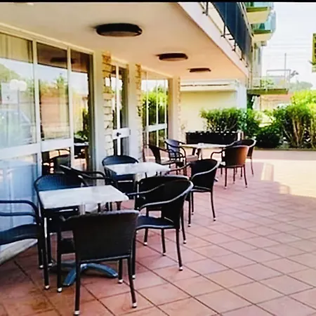 Naica Otel 3*