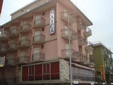 Naica Otel 3*