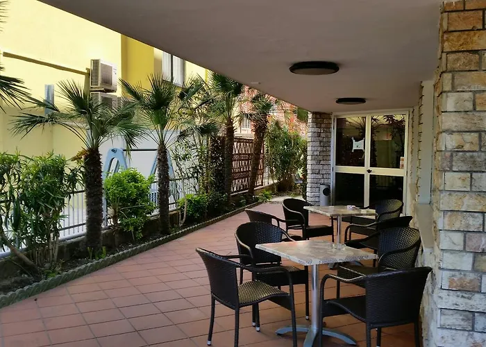 Naica Otel 3*